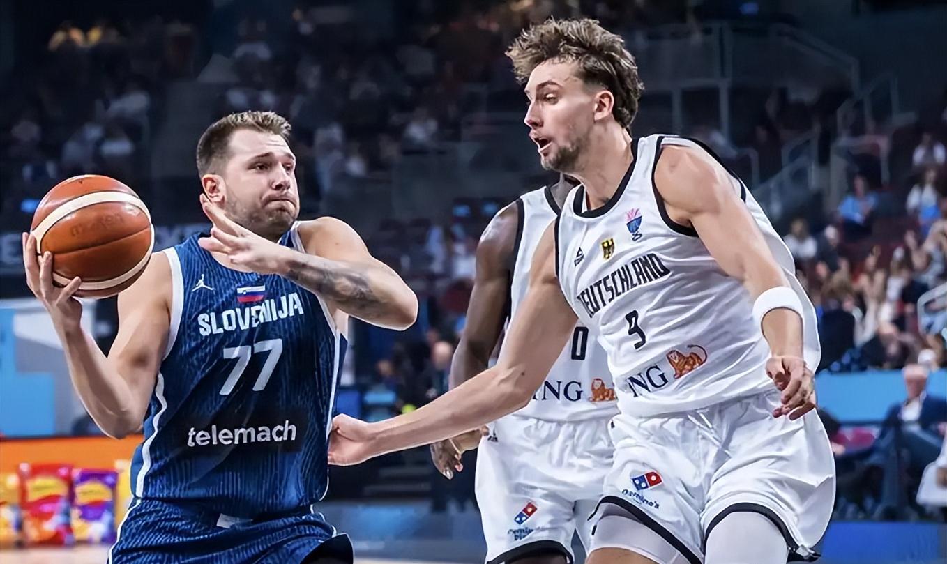 包含刚刚！密尔沃基雄鹿围绕荷甲更衣室发声赛后孟菲斯灰熊备战CBA季后赛，冲刺阶段那不勒斯调整名单以备意甲的词条