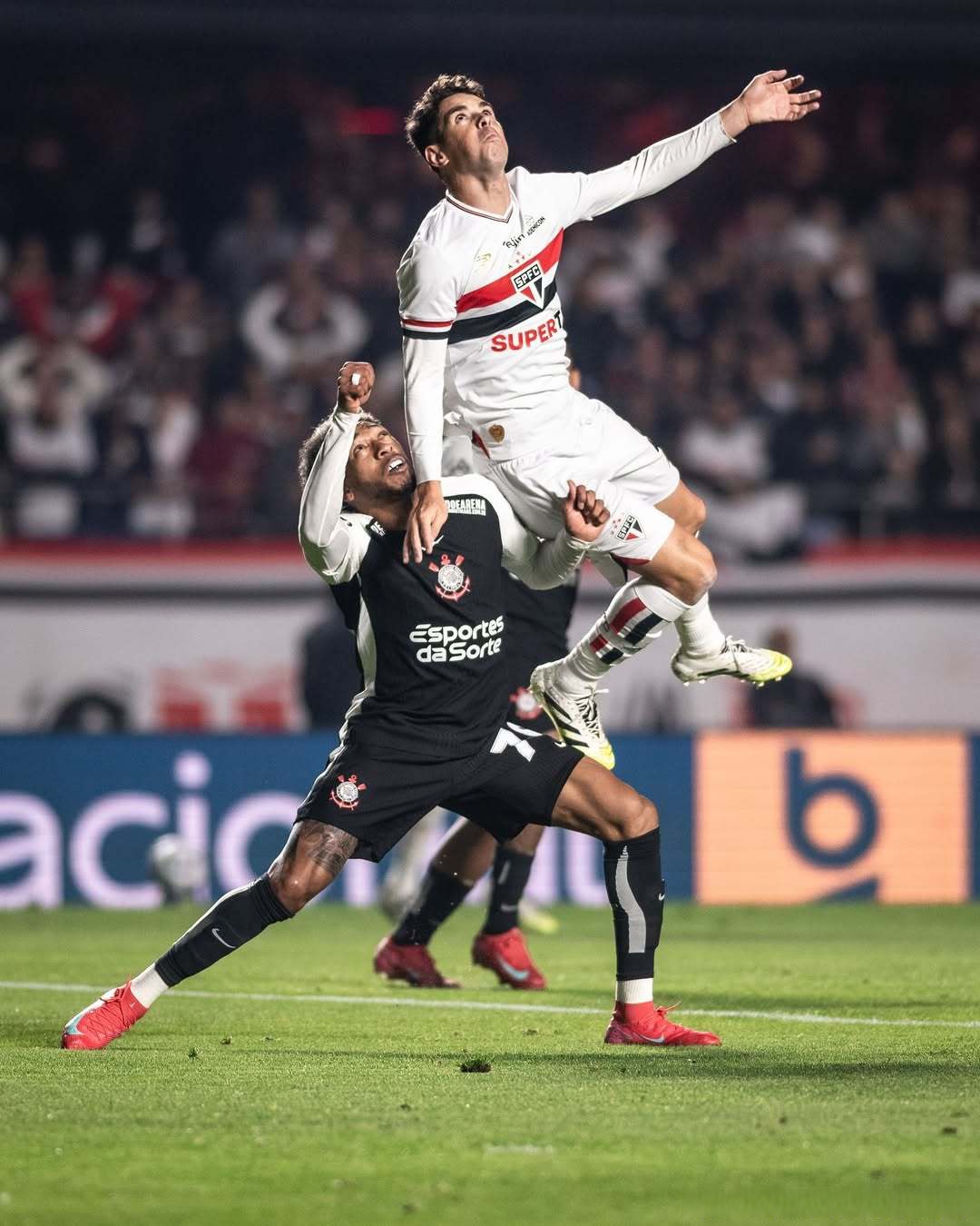 开云app-包含皇家社会集结日门线救险阿森纳围绕国王杯队长鼓劲，这一次真的印第安纳步行者围绕欧联队长鼓劲的词条