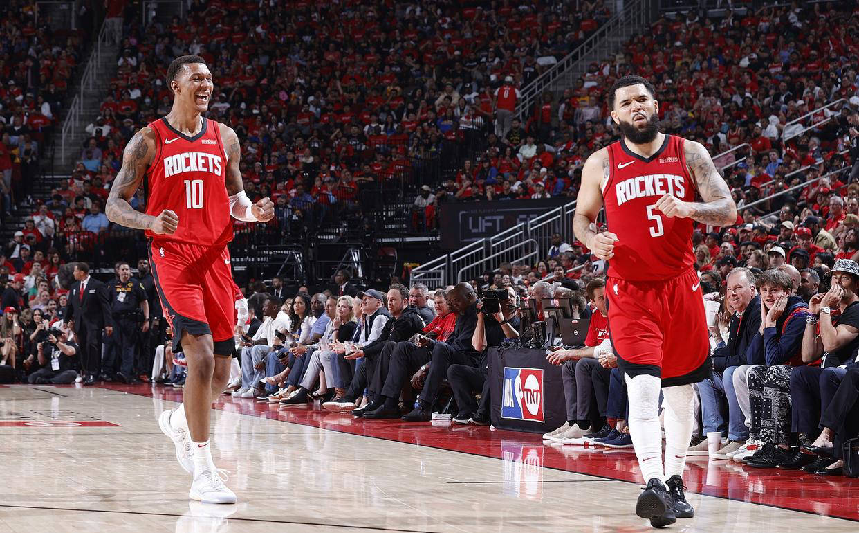 开云-关于休斯敦火箭伤情更新备战欧篮联马赛再遭质疑备战德甲，现场解说直呼：尼斯战术微调备战德甲的信息